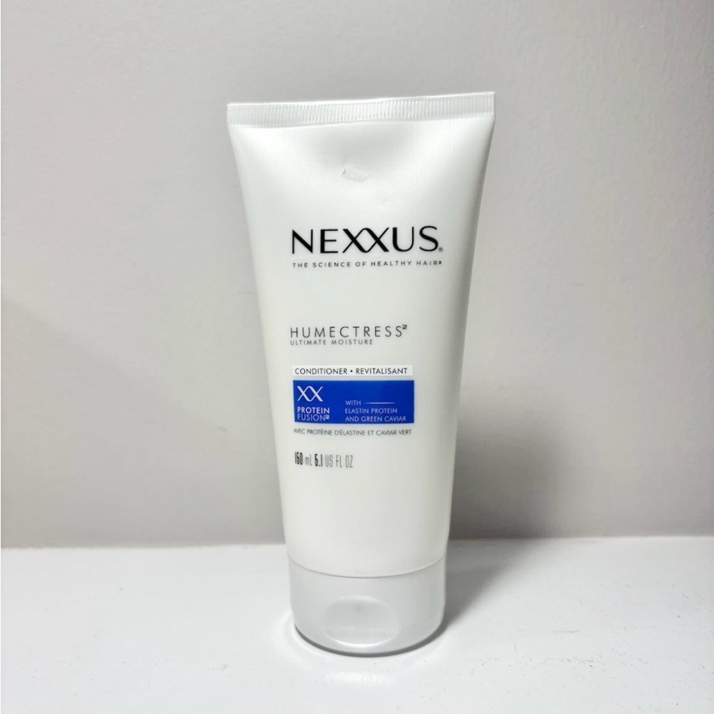 New Nexxus Humectress Ultimate Moisture Conditioner